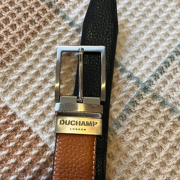 FERRAGAMO - Men's Textured Calfskin Gancini Loafer (+ LIGHT BROWN BELT) - Picture 9 of 11